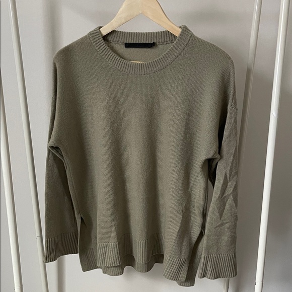 Jenni Kayne Boyfriend Cashmere Crew Neck Sweater